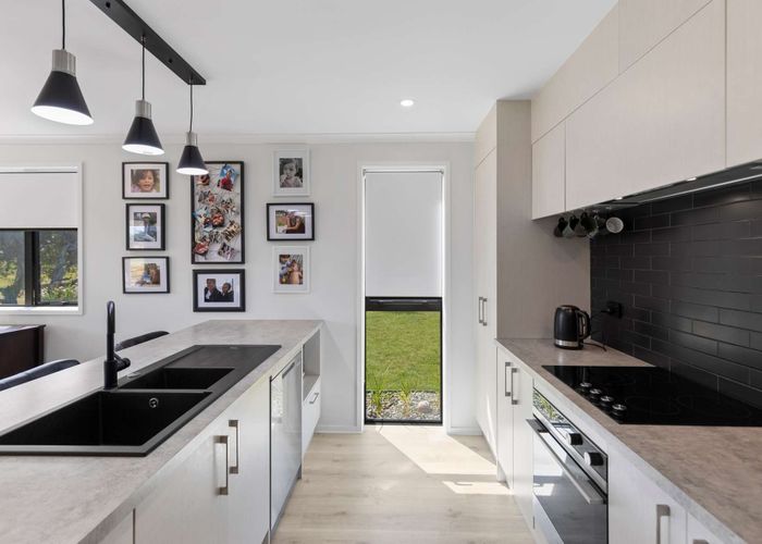  at 31 Golf Vue Place, Castlecliff, Whanganui