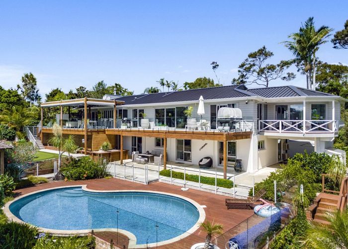  at 14 Oscar Road, Greenhithe, North Shore City, Auckland