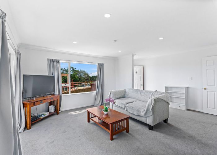  at 35e Edmonton Road, Henderson, Waitakere City, Auckland