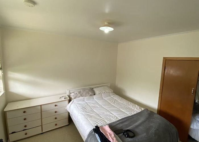  at 9B Henley Road, Mount Eden, Auckland City, Auckland