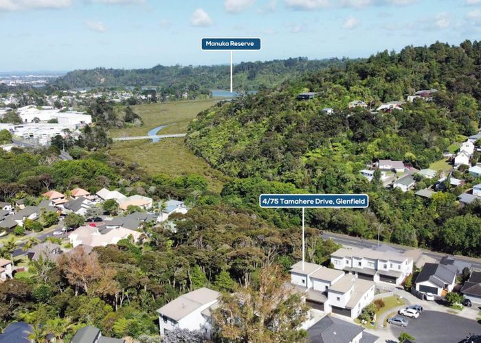  at 4/75 Tamahere Drive, Glenfield, Auckland