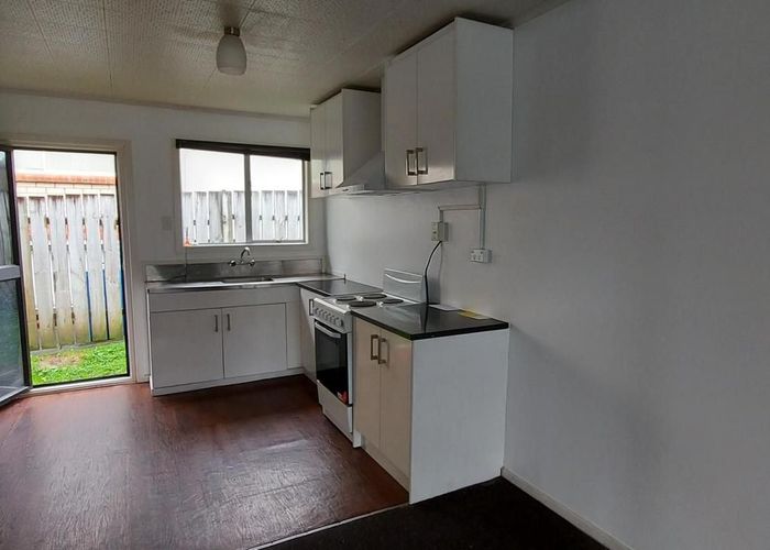  at 1/39 Noall Street, Te Atatū Peninsula, Auckland