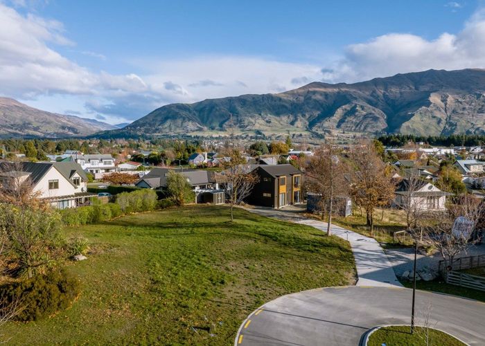  at 7 Greenwood Lane, WANAKA