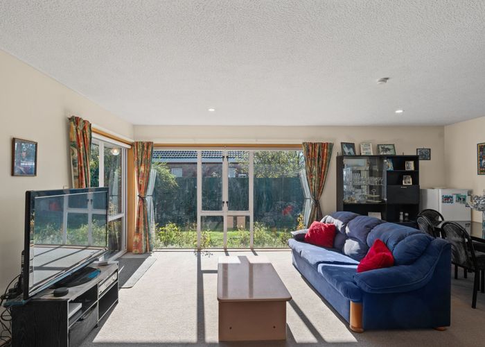  at 2/356 Yaldhurst Road, Avonhead, Christchurch City, Canterbury