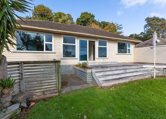  at 31 Queens Road, Glen Avon, New Plymouth, Taranaki