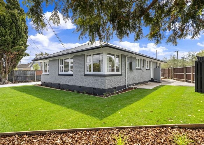  at 15 Vancouver Crescent, Wainoni, Christchurch