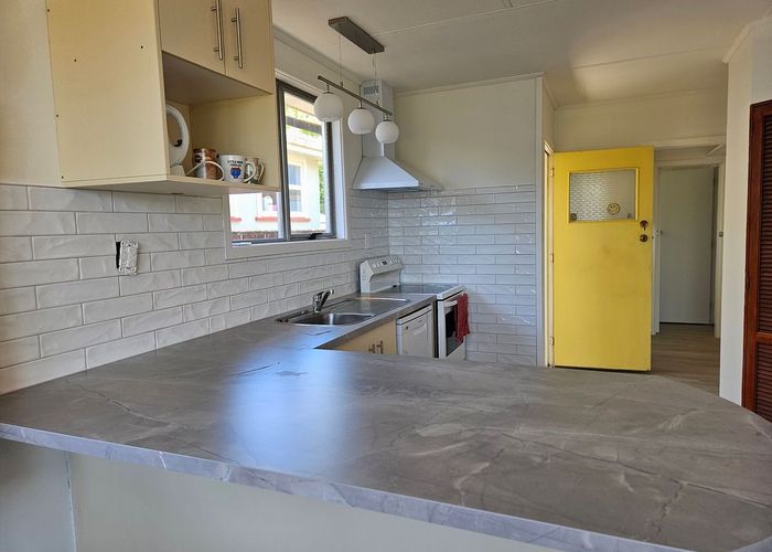  at 10 Lansdowne Crescent, Lansdowne, Masterton