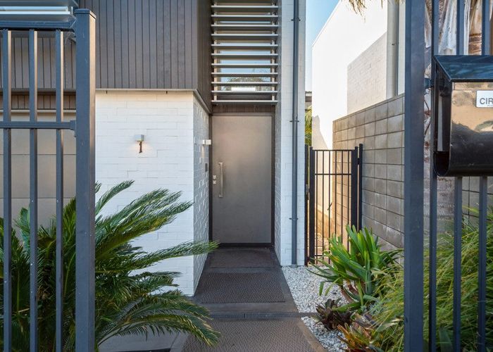  at 1 Weona Place, Westmere, Auckland City, Auckland