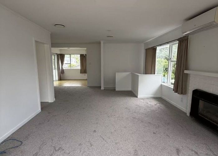  at 74 Marlborough Avenue, Glenfield, North Shore City, Auckland