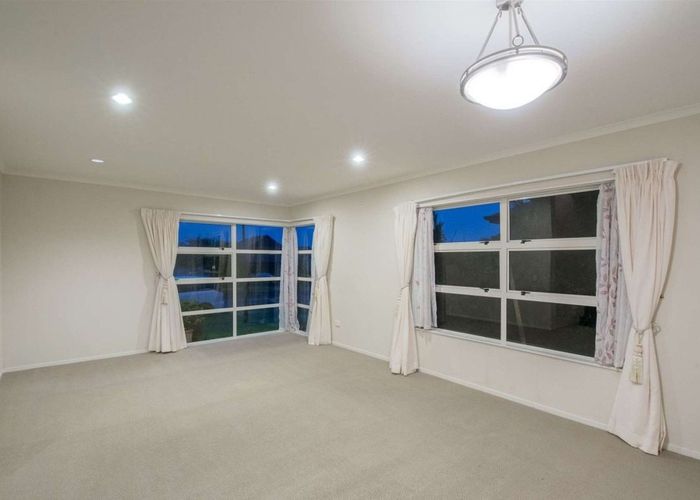  at 88 Jeffs Road, Flat Bush, Manukau City, Auckland