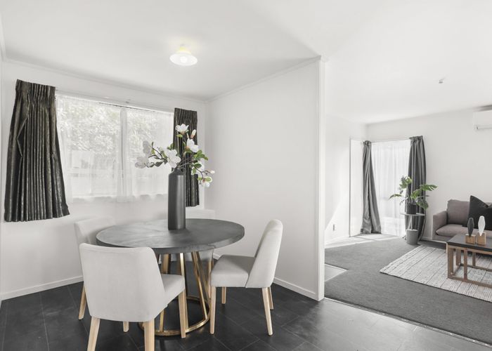  at 208 Solar Road, Glen Eden, Waitakere City, Auckland