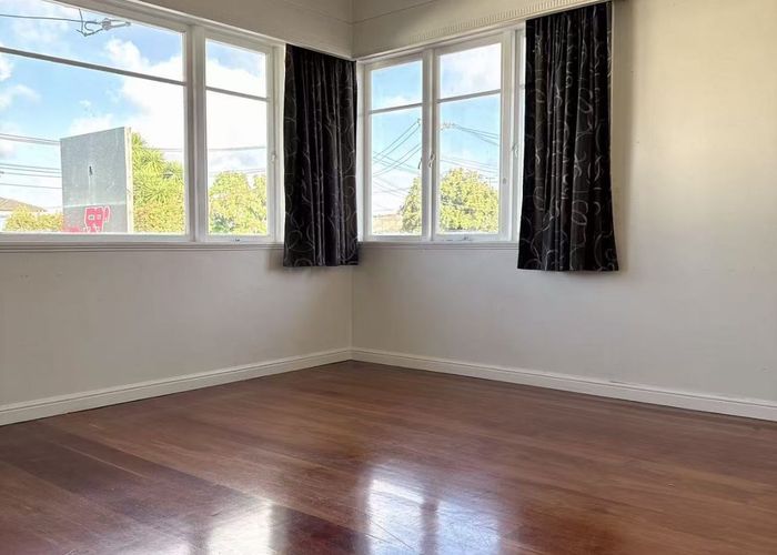  at 57 Hayr Rd, Three Kings, Auckland City, Auckland