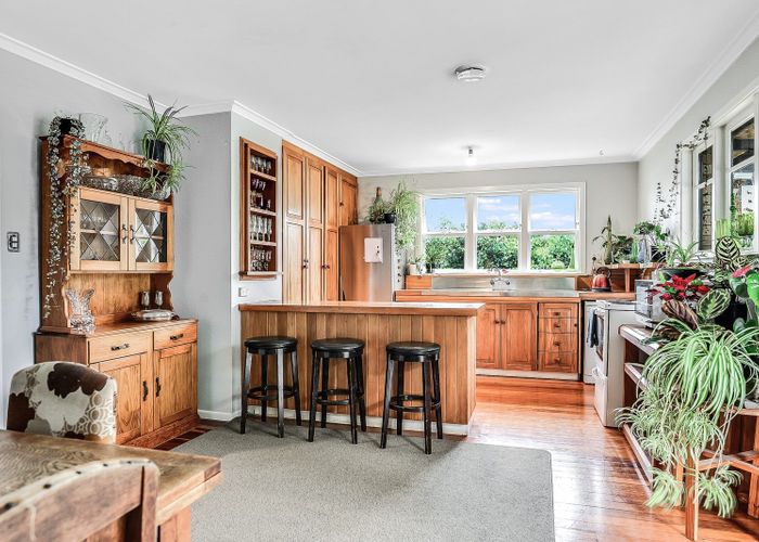  at 93 Storey Avenue, Forest Lake, Hamilton