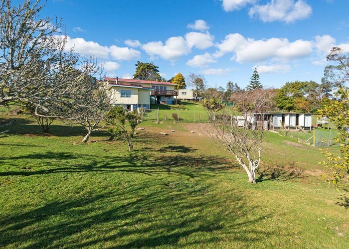  at 337 Redoubt Road, Totara Park, Auckland
