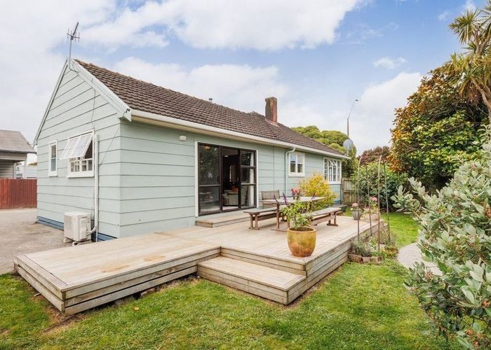  at 920 Tremaine Avenue, Roslyn, Palmerston North