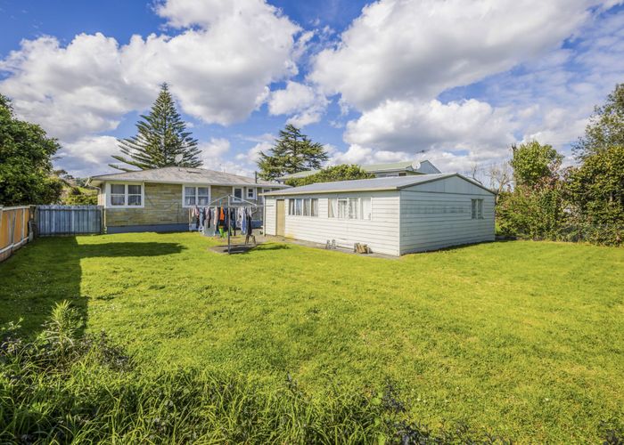  at 51 President Ave, Papakura, Papakura, Auckland
