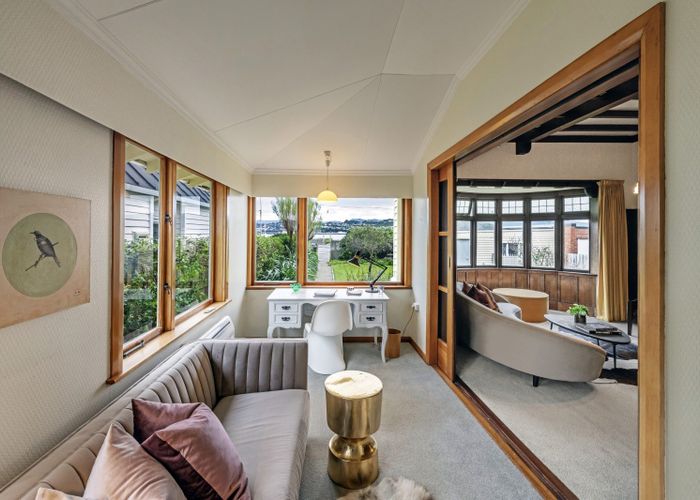  at 224 Queens Drive, Lyall Bay, Wellington
