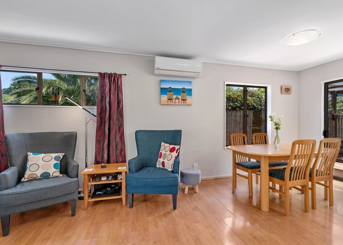  at 2 William Hadlow Place, Hatfields Beach, Orewa