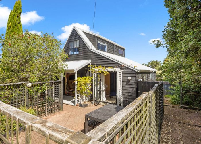  at 383 Sea View Road, Onetangi, Waiheke Island, Auckland