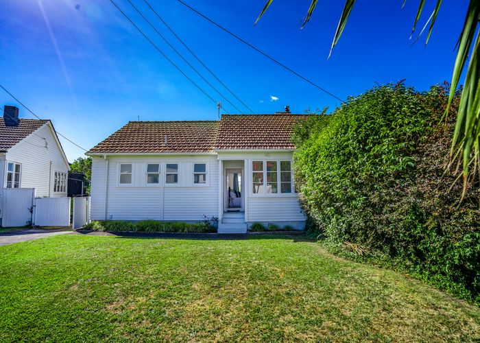  at 41 Waterbank Crescent, Waterview, Auckland
