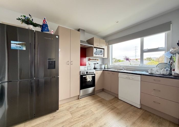  at 3 Alder Place, Newlands, Wellington, Wellington