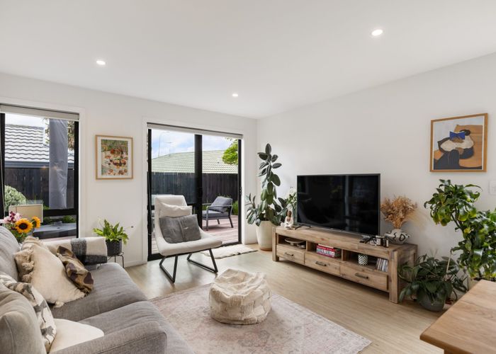  at 1 Otaimako Place, Mangere, Manukau City, Auckland