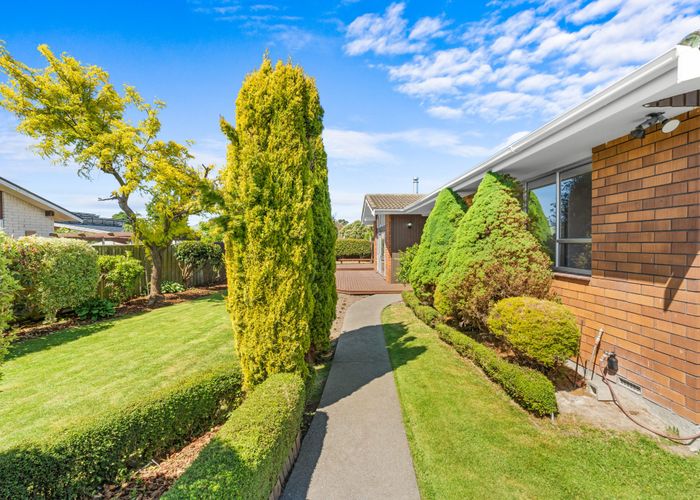  at 11A Wyatt Place, Avonhead, Christchurch City, Canterbury