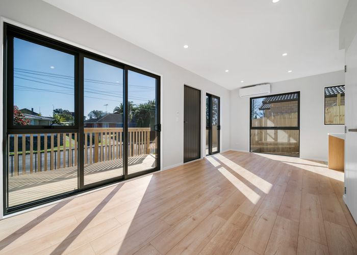 at Lot 1/8 Clutha Crescent, Clover Park, Manukau City, Auckland