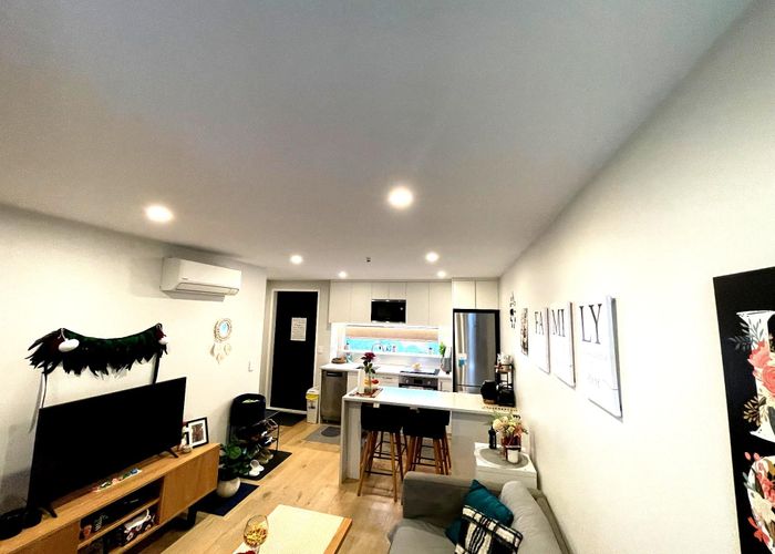 at 2/21 Parson Lane, Papatoetoe, Manukau City, Auckland