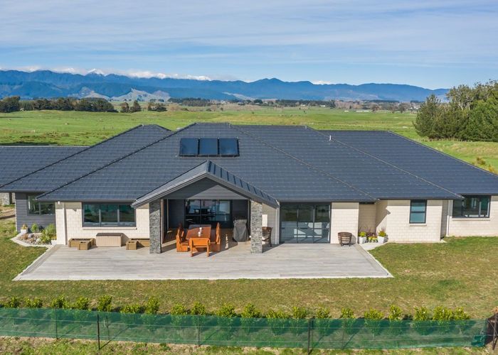 For sale 947 Koputaroa Road, Levin, Horowhenua, Manawatu / Whanganui