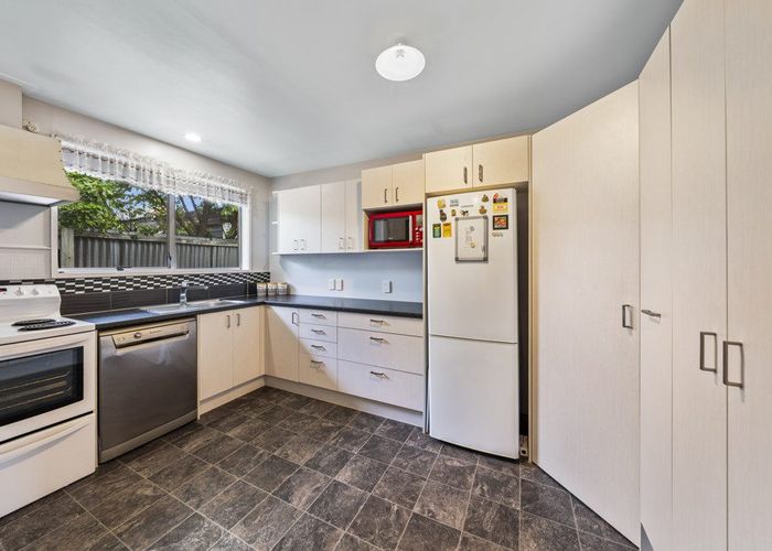  at 4/17 Brittan Street, Linwood, Christchurch