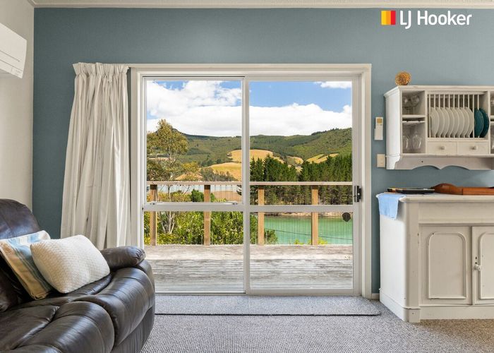  at 104 Bay Road, Pūrākaunui, Port Chalmers