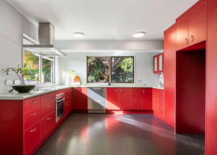  at 2/5 Hanlon Crescent, Narrow Neck, Auckland