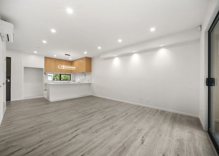  at 21F Hillcrest Avenue, Hillcrest, North Shore City, Auckland