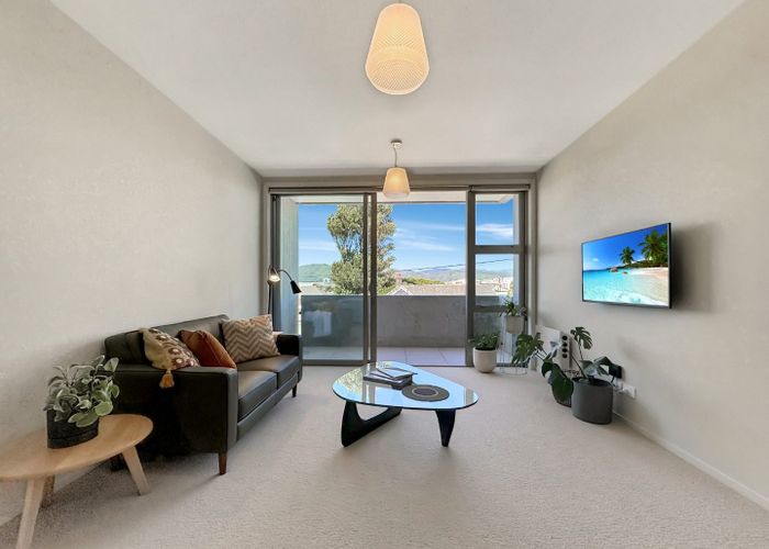  at 214/2 Campbell Terrace, Petone, Lower Hutt, Wellington