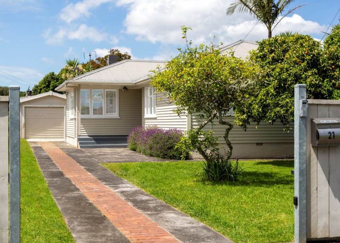  at 21 Wairau Avenue, Avondale, Auckland City, Auckland