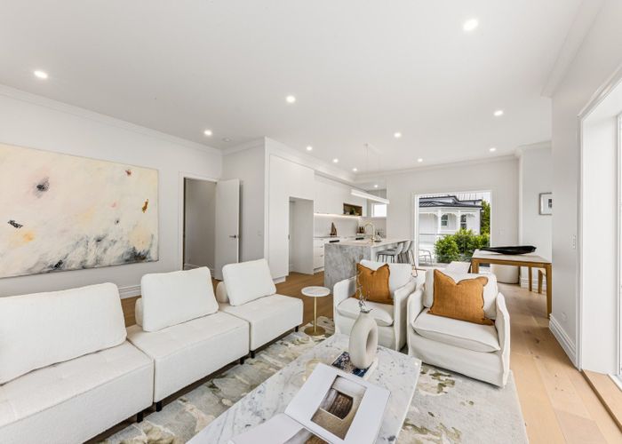  at 43 St Michaels Avenue, Point Chevalier, Auckland City, Auckland