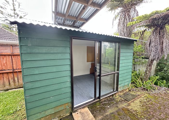  at 13 Wattle Street, New Lynn, Auckland