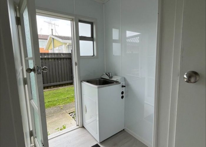  at 2/65 York Street, Hamilton East, Hamilton, Waikato