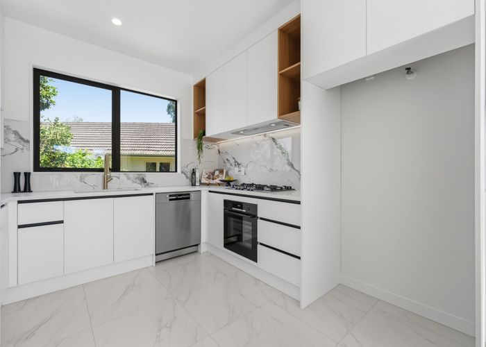  at 7B September Place, Forrest Hill, North Shore City, Auckland