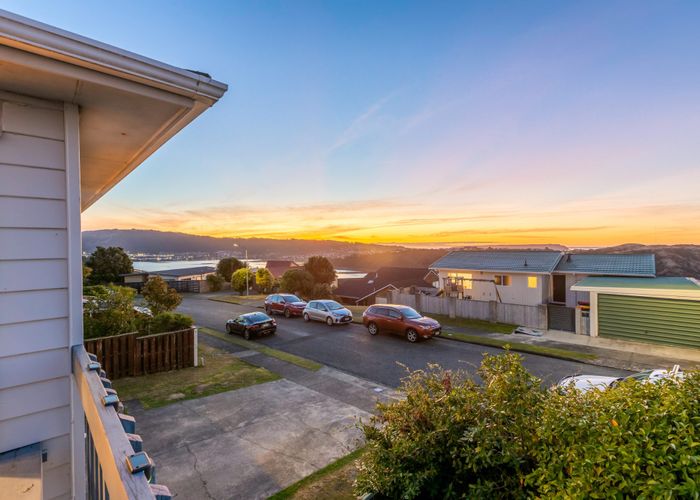  at 6 Ettrick Grove, Papakowhai, Porirua, Wellington