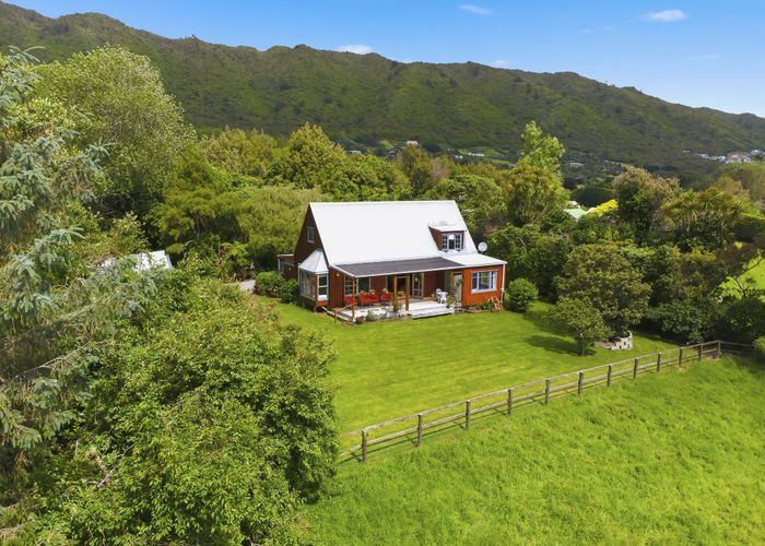  at 193 State Highway 1, Waikanae