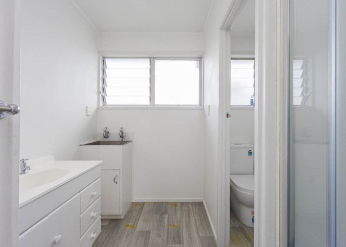  at 2/9 Fencible Place, Otahuhu, Auckland City, Auckland