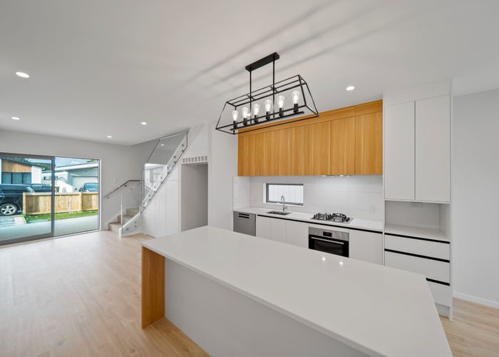 For sale 11 Farranfore Road, Opaheke, Papakura, Auckland homes.co.nz