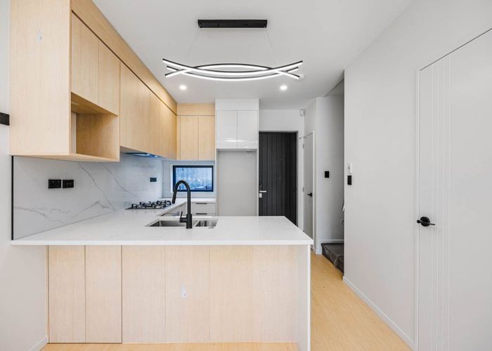  at 7/50 Fairview Avenue, Papatoetoe, Manukau City, Auckland