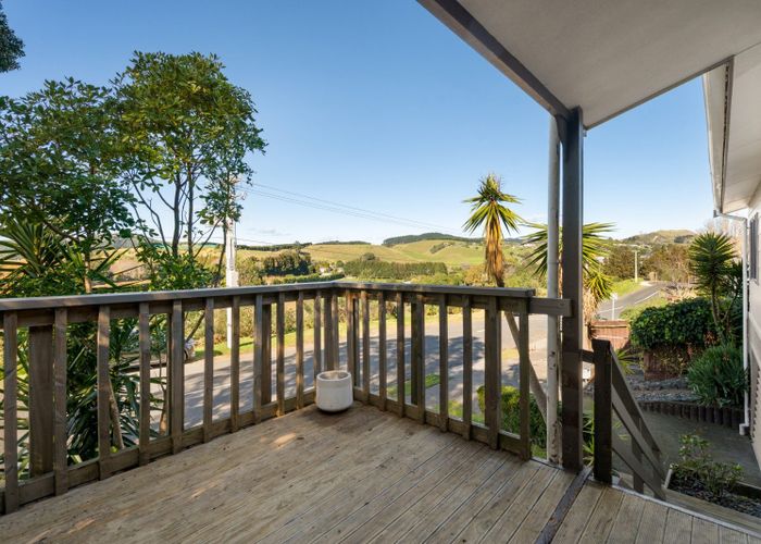 at 32a Ranginui Road, Welcome Bay, Tauranga, Bay Of Plenty