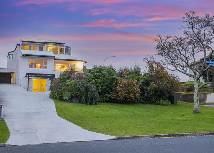  at 2 Ngarata Avenue, Mount Maunganui, Mount Maunganui