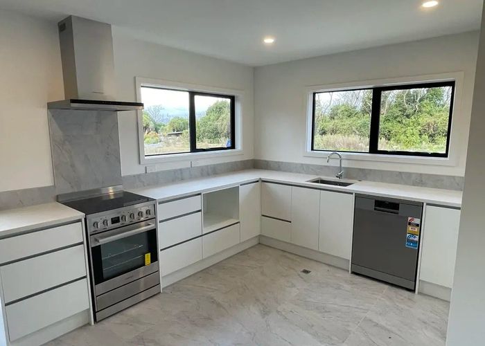  at 7 Winnie Close, Acacia Bay, Taupo, Waikato