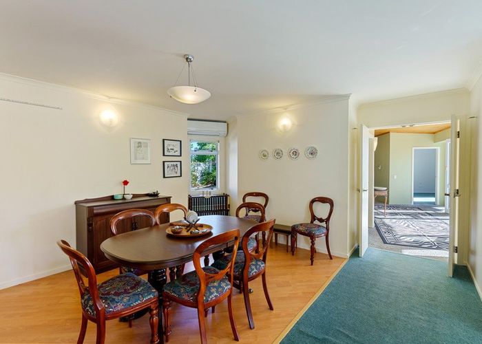  at 2 Marewa Place, Waikanae Beach, Waikanae