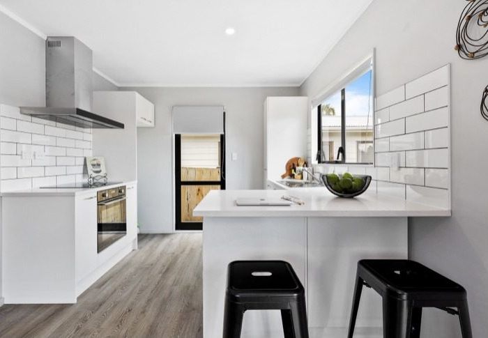  at 94B Beach Haven Road, Beach Haven, North Shore City, Auckland